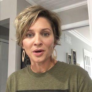 Meet your Posher, Christina